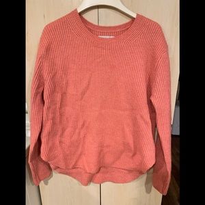 ANN TAYLOR LOFT SIZE MEDIUM CORAL SWEATER